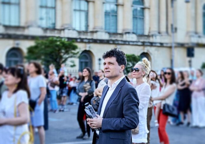 Nicoșor Dan despre cele 600 de blocuri rămase fără apă caldă