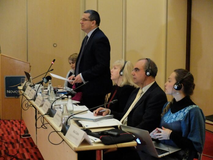 Csaba Asztalos a explicat decizia CEDO pentru cuplurile gay