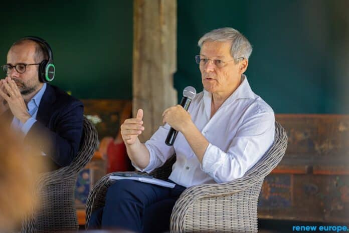 Dacian Cioloș: ce trebuia să facă Iohannis să intrăm în Schengen