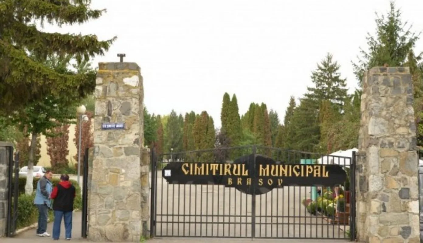 Cimitirul din Brașov aproape nu mai are locuri. Cimitirul municipal