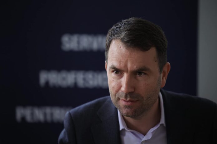 Dosarul vaccinurilor este făcut de un „antivaccinist”, zice Drulă