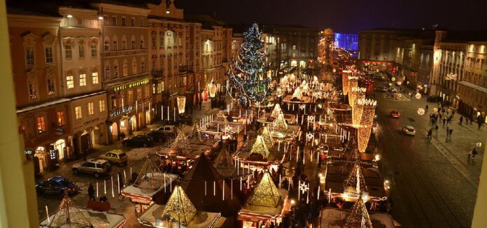 Psihoza COVID pare să lovească din nou, și începe cu Austria