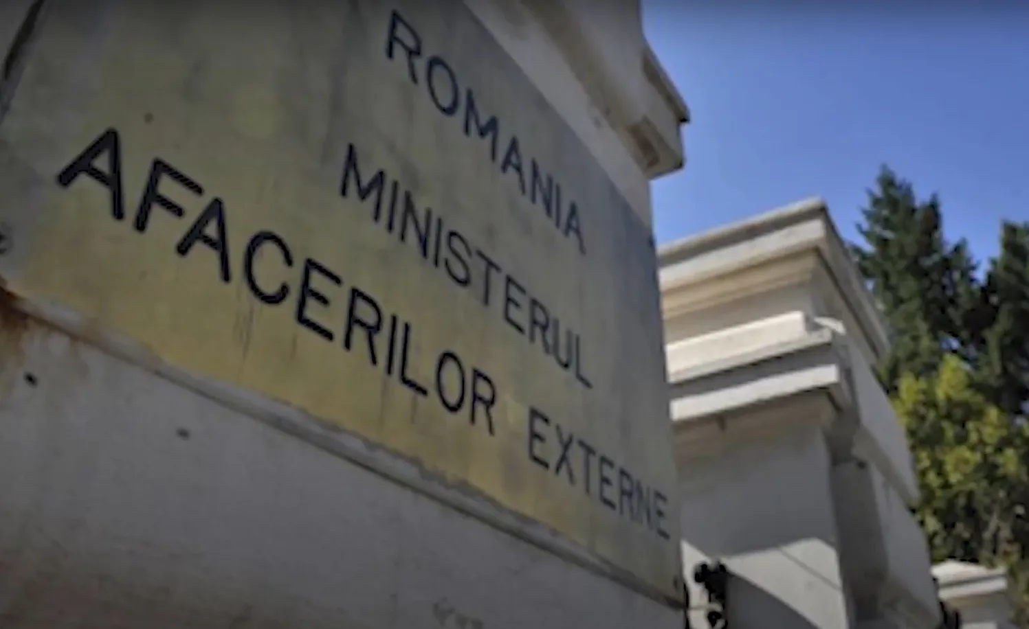 Achizițiile Ministerului de Externe depășesc suma de 220 de milioane de lei! Firmele câștigătoare, vizate în dosare și scandaluri internaționale
