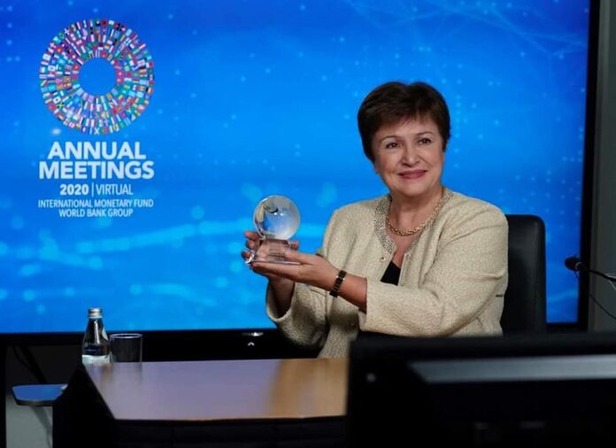 Inteligenta artificiala va afecta aproape 40% din locurile de muncă