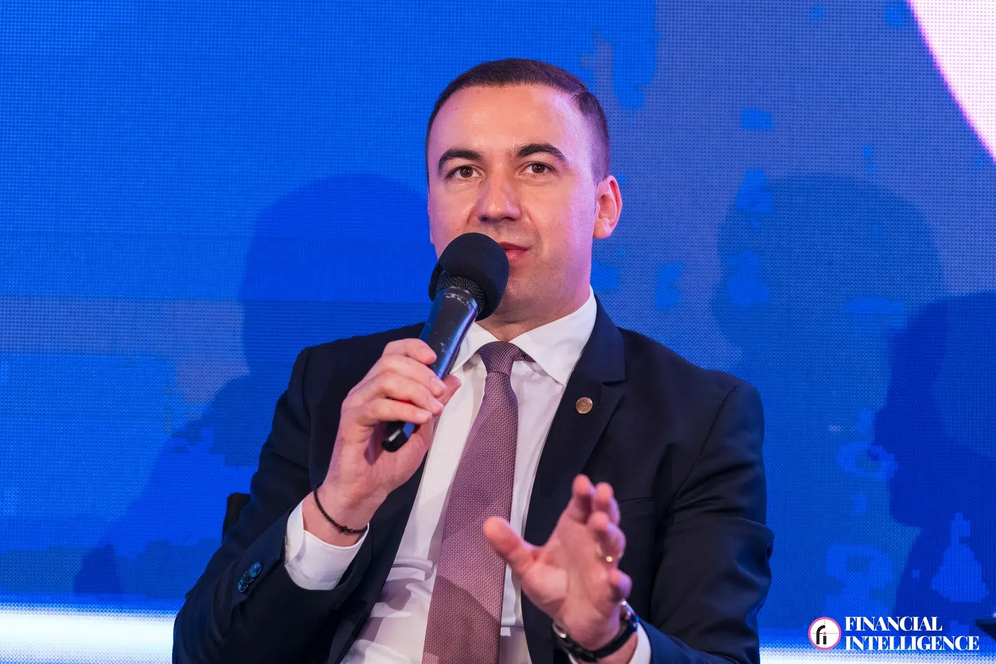 Cloud-ul guvernamental va crea un limbaj comun între bazele de date