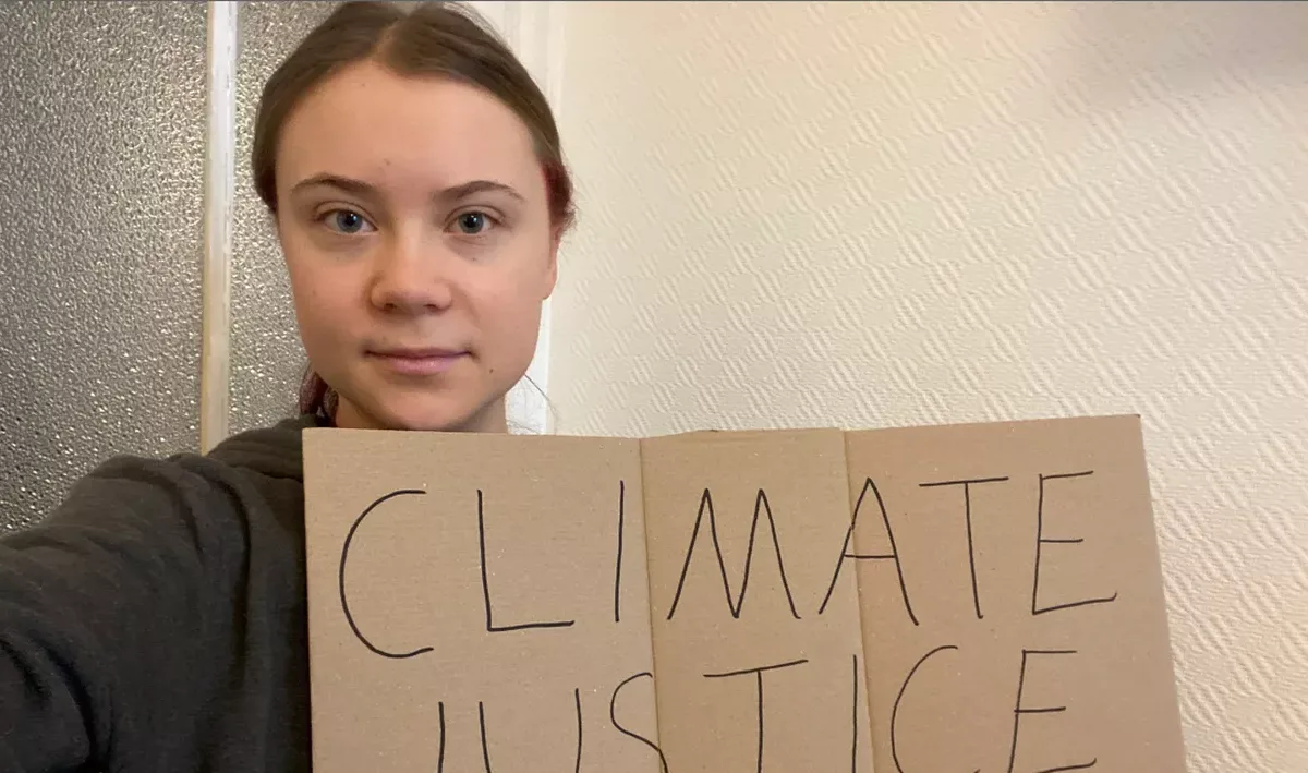 Greta Thunberg, din nou ridicată de poliție după un protest la Parlamentul Suedez: „Suedia, în special, se pricepe foarte bine la discursuri ecologiste înșelătoare”