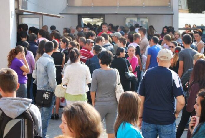 Veste bună pentru persoanele care-și caută de muncă: șomajul și ajutoarele sociale care cresc de la 1 martie