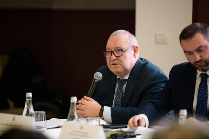 Daniel Fenechiu, optimist privind rezolvarea crizei din coaliție pe tema prezidențialelor: