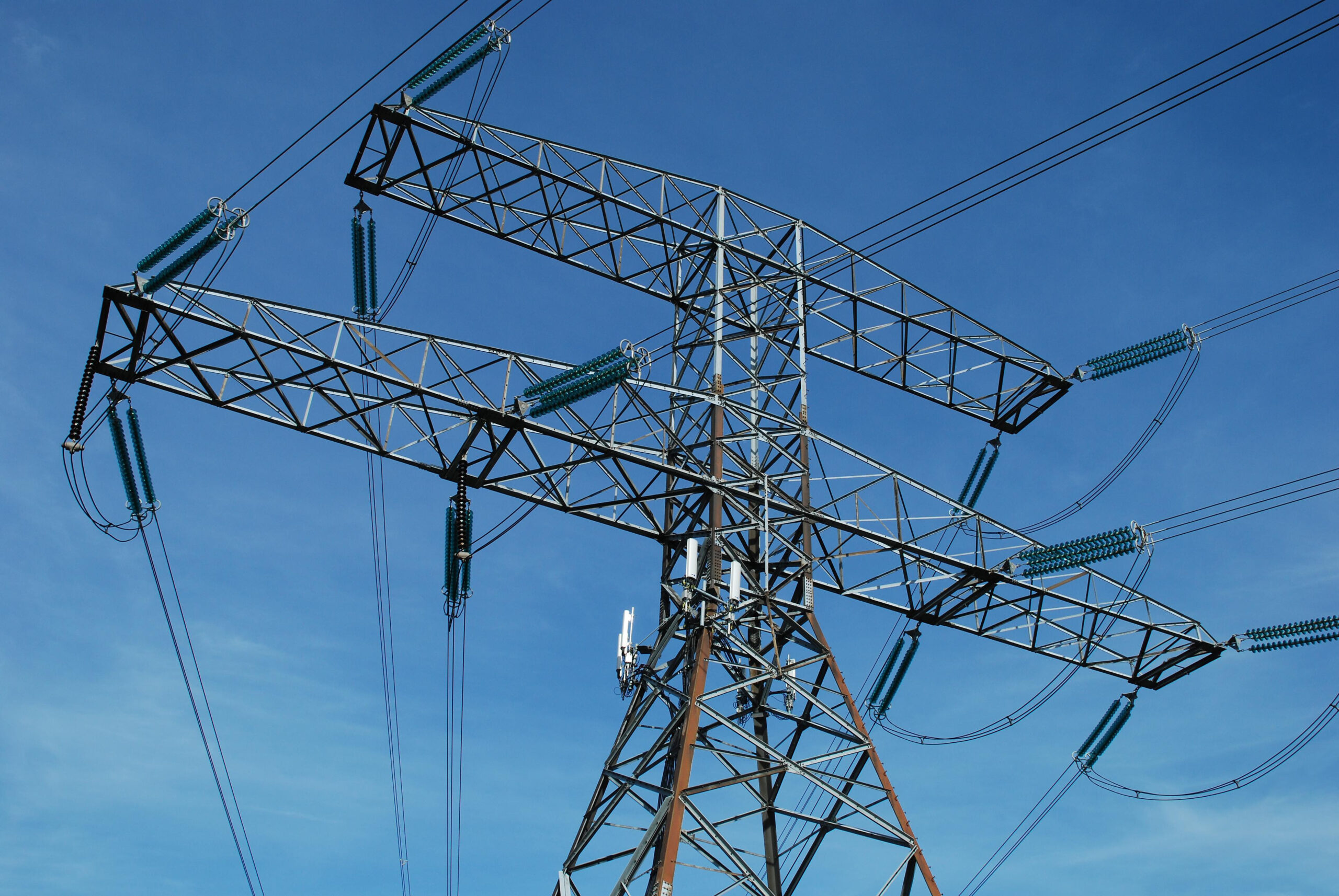 Canicula aduce României prețuri record la electricitate. Sunt cele mai ridicate din Uniunea Europeană