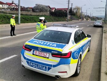 Amenda vine în plic. Ce trebuie să știe din acest an șoferii din România 2 Poliția Rutieră se modernizează: Noi tehnologii în trafic, de la camere performante până la „ruleta” cu laser