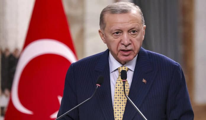 Turcia acuză Israelul că bagă întregul Orient Mijlociu în haos și trage și pe alții „Țările care susțin necondiționat Israelul îl ajută pe Netanyahu să verse sânge pentru interese sale politice”