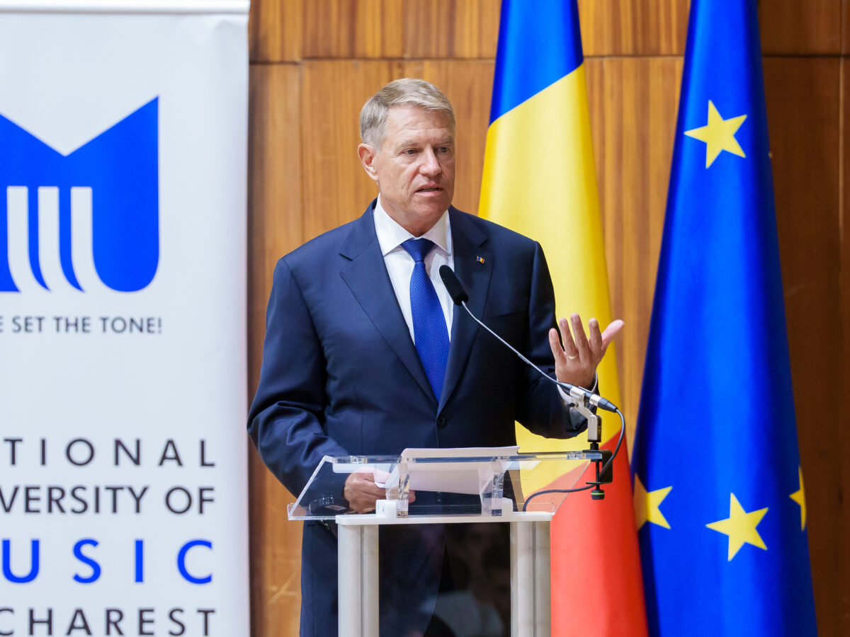 Klaus Iohannis n-a renunțat la „România educată”, deși este acuzat de „România eșuată”: „Educaţia a fost una dintre temele fundamentale ale mandatelor mele”