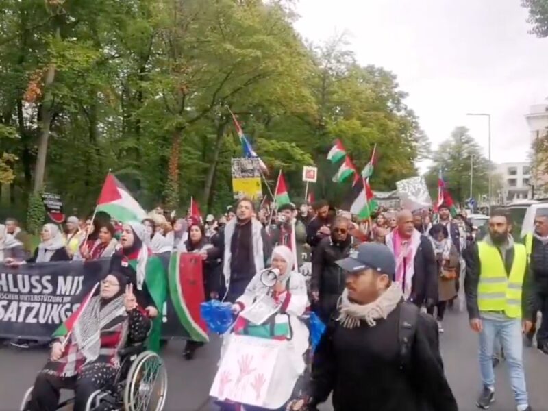 Protest cu 40.000 de persoane la Berlin, împotriva războaielor purtate de Israel și Rusia. "Arme germane, bani germani, crimă în toată lumea”
