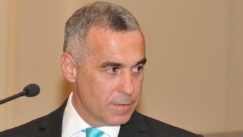 Decizie fără precedent a BEC, înainte de prezidențiale. Toate clipurile postate de Călin Georgescu vor trebui eliminate de pe internet 2 catalin
