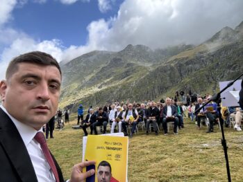 George Simion a jurat cu mâna pe Biblie că nu va băga România în război: „nu suntem pregătiţi pentru asta” 3 George Simion a jurat cu mâna pe Biblie că nu va băga România în război: „nu suntem pregătiţi pentru asta”