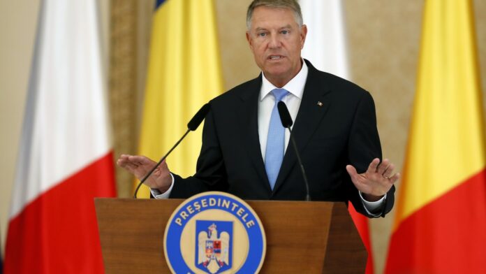 Mesajul lui Klaus Iohannis către Maia Sandu, după ce a câștigat alegerile din Republica Moldova. „România rămâne cel mai implicat susținător”