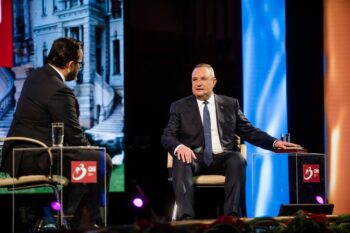 Nicolae Ciucă, despre „colaborarea” PSD-AUR : „Într-o confruntare cu Ciolacu, Simion ar putea să câștige alegerile” 2 Nicolae Ciucă, despre „colaborarea” PSD-AUR : „Într-o confruntare cu Ciolacu, Simion ar putea să câștige alegerile”