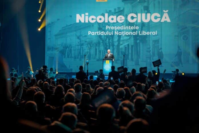 Reacția lui Ciucă după ce Orban și-a anunțat retragerea în favoarea Elenei Lasconi. „Păi dacă împreună la alegerile locale au luat 8%...”