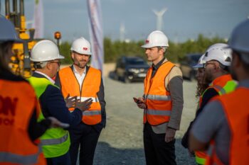 Sebastian Burduja: „România astăzi nu are suficientă energie”. Austria o are, chiar la jumătate de preț 2 Sebastian Burduja: „România astăzi nu are suficientă energie”. Austria o are, chiar la jumătate de preț
