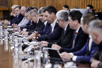 Proiectul de ordonanță-trenuleț: Creșteri de taxe, înghețarea pensiilor și eliminarea facilităților fiscale. Se reintroduce celebra „taxă pe stâlp” de pe vremea lui Dragnea 3 Proiectul de ordonanță-trenuleț: Creșteri de taxe, înghețarea pensiilor și eliminarea facilităților fiscale. Se introduce celebra „taxă pe stâlp” de pe vremea lui Dragnea