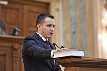 Claudiu Daniel Catană a fost votat vicelider al Grupului Senatorial PSD. Evoluția sa politică 1 Claudiu catana juramant