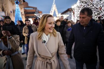 Elena Lasconi: „România traversează cel mai greu moment după 1989. Nu putem risca să ajungem din nou în sărăcie” 2 Elena Lasconi: „România traversează cel mai greu moment după 1989. Nu putem risca să ajungem din nou în sărăcie”