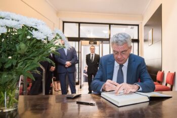 Mihai Tudose: Este clar că va fi un guvern de uniune națională. S-a votat emoțional, asta e viața! 1 Mihai Tudose: Este clar că va fi un guvern de uniune națională. S-a votat emoțional, asta e viața!