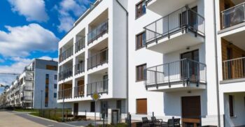 Noua taxă „de protecție” pe care o plătesc proprietarii de apartamente din Iași. Premieră în România 3 Noua taxă pe care o plătesc proprietarii de apartamente din Iași. Premieră în România