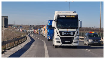 Bucureștiul va fi paralizat din cauza mitingului transportatorilor. Ce zone trebuie să evite șoferii 1 Bucureștiul va fi paralizat din cauza mitingului transportatorilor. Ce zone trebuie să evite șoferii