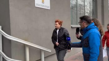 Ioana Băsescu a fost la DIICOT în dosarul Nordis, cea mai mare fraudă imobiliară. Laura Vicol și Vladimir Ciorbă, aduși cu mascații 1 65 de perchezitii in romania si monaco in dosarul nordis ancheta vizeaza cel mai mare scandal din sectorul imobiliar 949899
