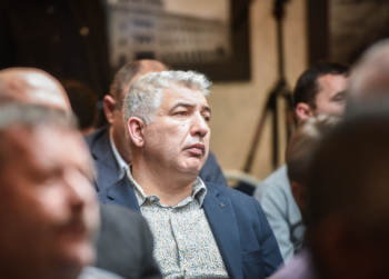 Primar sau comerciant? Prefectura Sibiu îl revocă din funcție pe primarul comunei Cârța după verdictul ANI 1 Daniel Cânduleţiu, primarul comunei Cârța