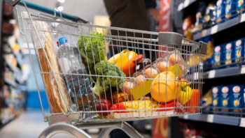 Reduceri de 50% la produsele dintr-o țară vecină! Află ce prețuri îi așteaptă pe vizitatorii români 7 Reduceri majore la alimentele