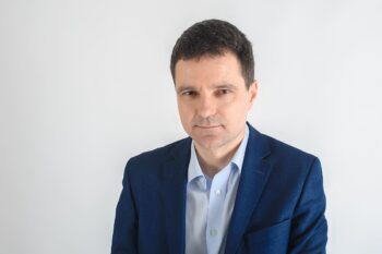 Nicușor Dan: Deciziile CCR în cazurile Șoșoacă și Georgescu sunt "corecte și justificate". Ce zice despre Simion care a cerut ”jupuirea în piața publică” a celor care i-au bloca candidatura lui Georgescu 3 Nicușor Dan, candidat la prezidențiale