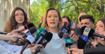 Elena Lasconi: Am votat cu credința că nici o femeie care are curajul să se apere nu va mai fi catalogată drept isterică 2 lasconiiiiiii