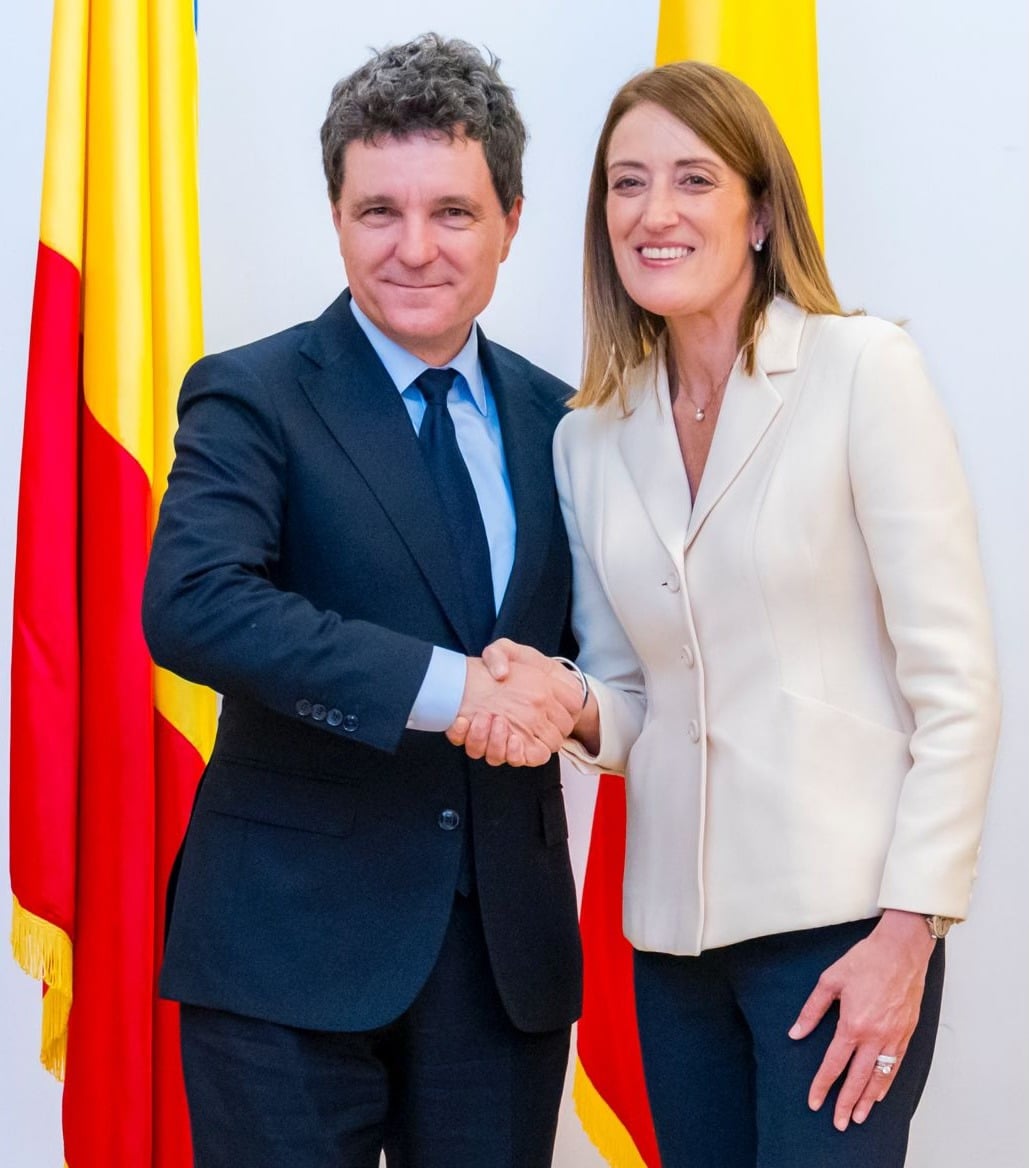 Roberta Metsola si Nicușor Dan