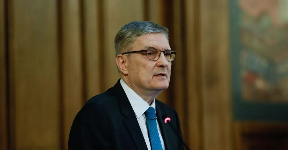 Dăianu: „E un mit că dacă tăiem cheltuielile, evităm recesiunea" - Președintele Consiliului Fiscal susține necesitatea creșterilor de taxe 6 Daniel Dăianu